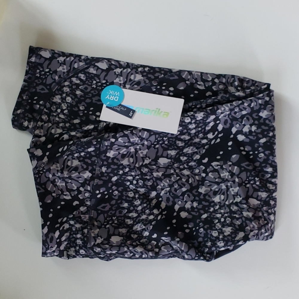 MARIKA | Rachel Mid Calk Capri | SIZE XL | NWT